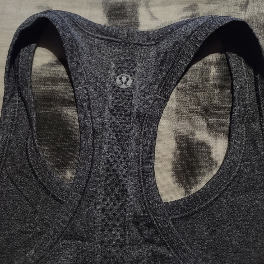 Lululemon Swiftly Tech Racerback - Picture 10 of 11